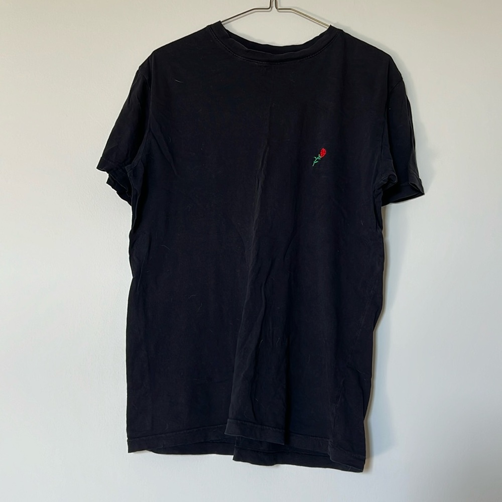 Black T-shirt